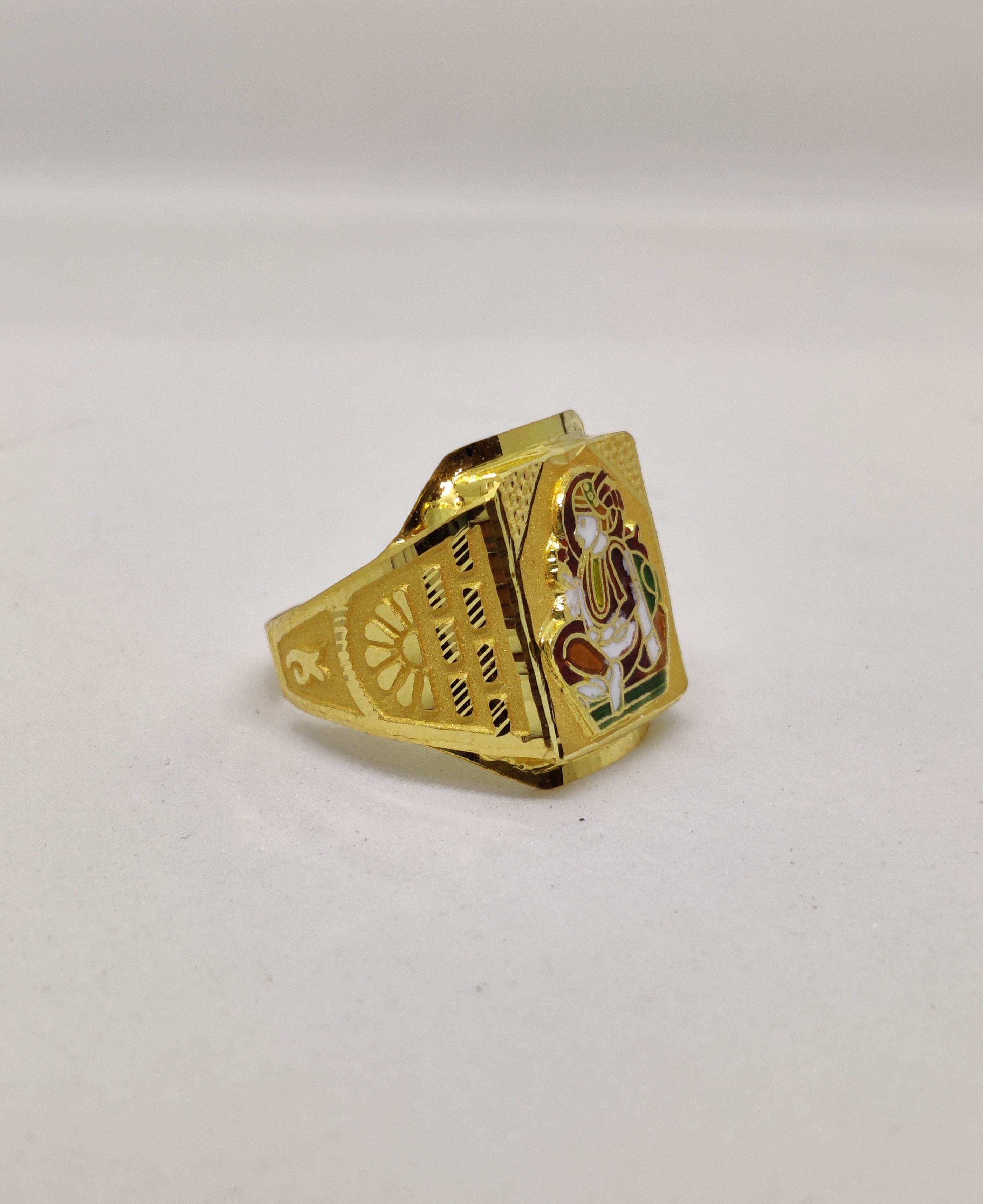 916 gold fancy gent's sahajanand swami ring