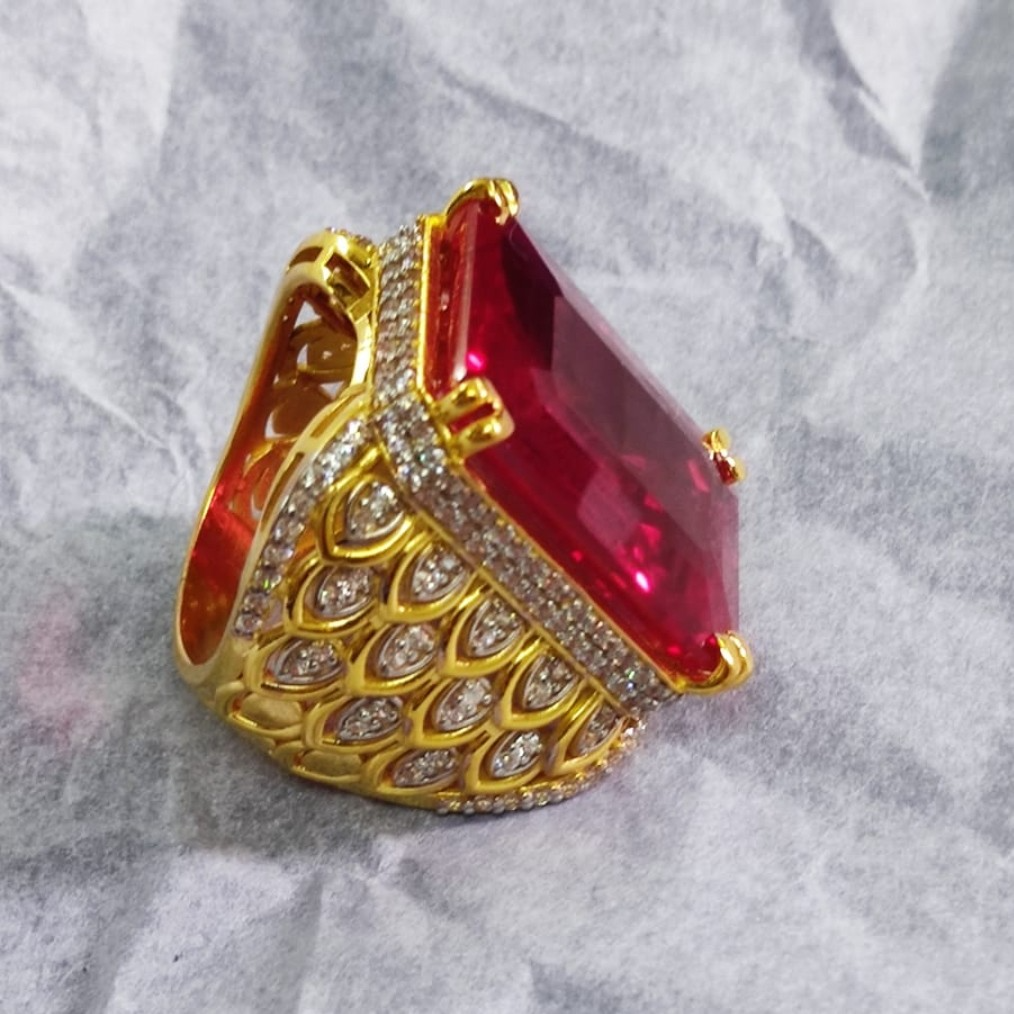 916 Gold Fancy Gent's Ring